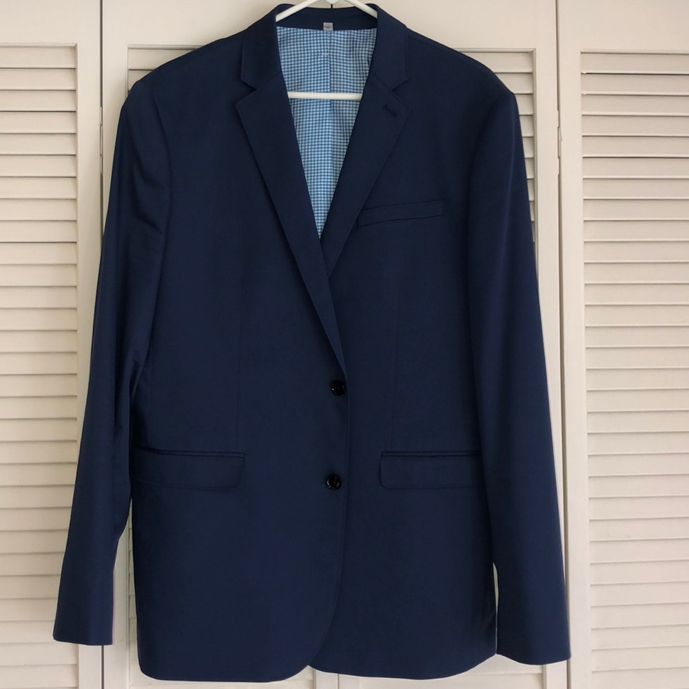 Men’s Express suit jacket.
